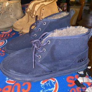 Men’s Uggs size 11 used in good condition comes as a pack of 3!